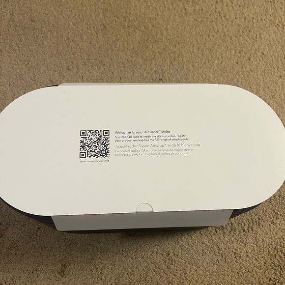 Dyson - Picture 2 of 6